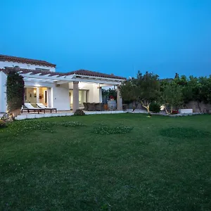  Villa Adele
